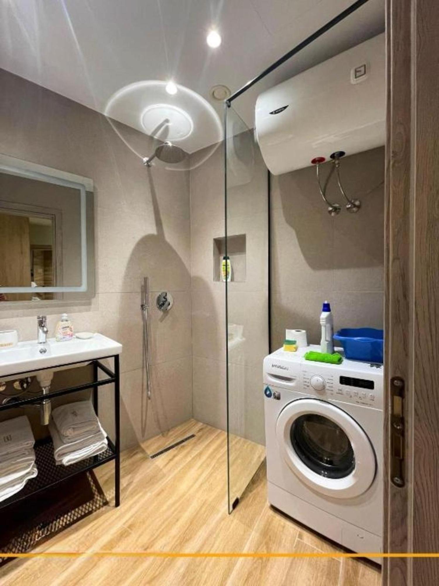 Flori Apartments Saranda Kültér fotó