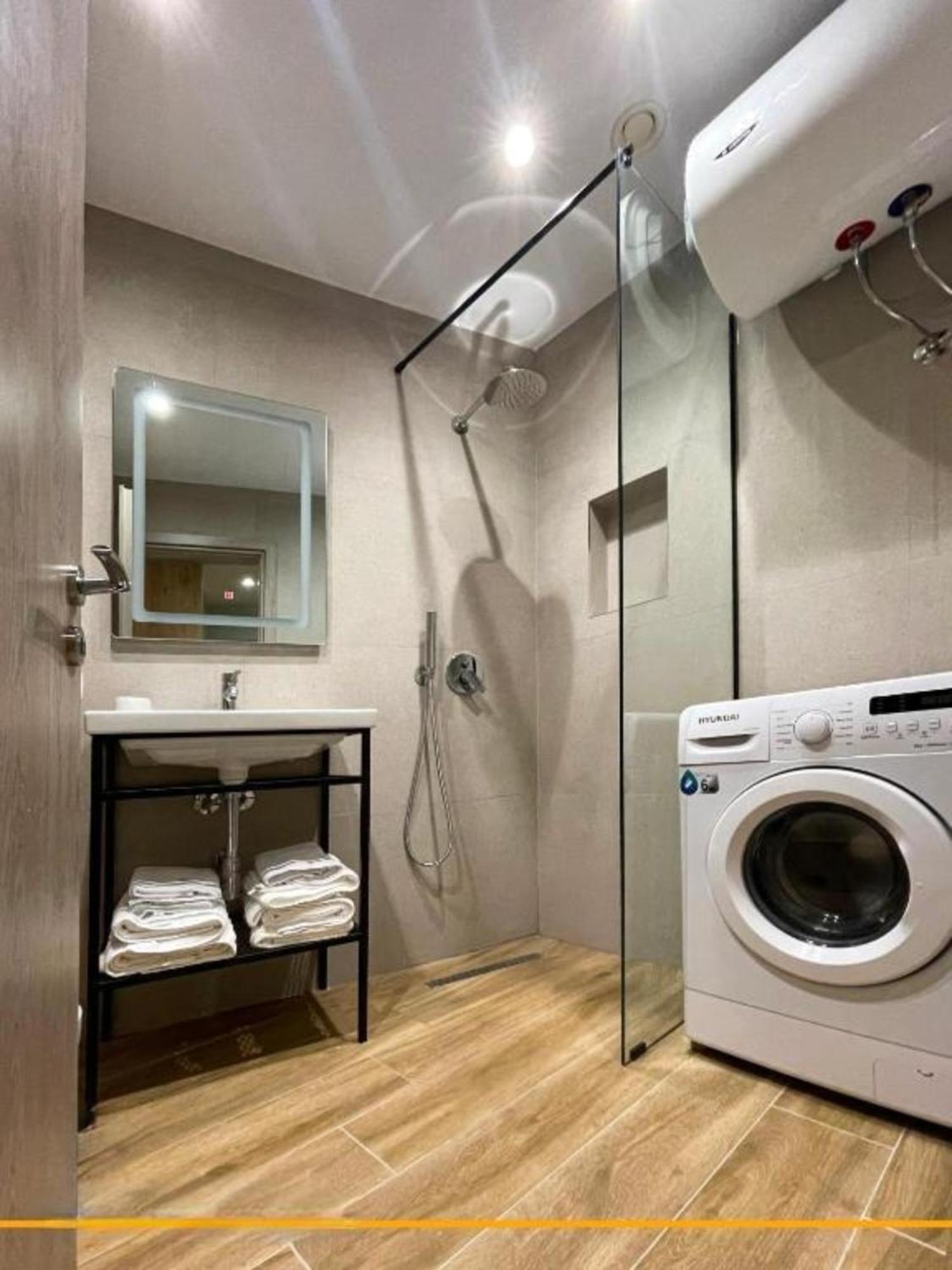 Flori Apartments Saranda Szoba fotó